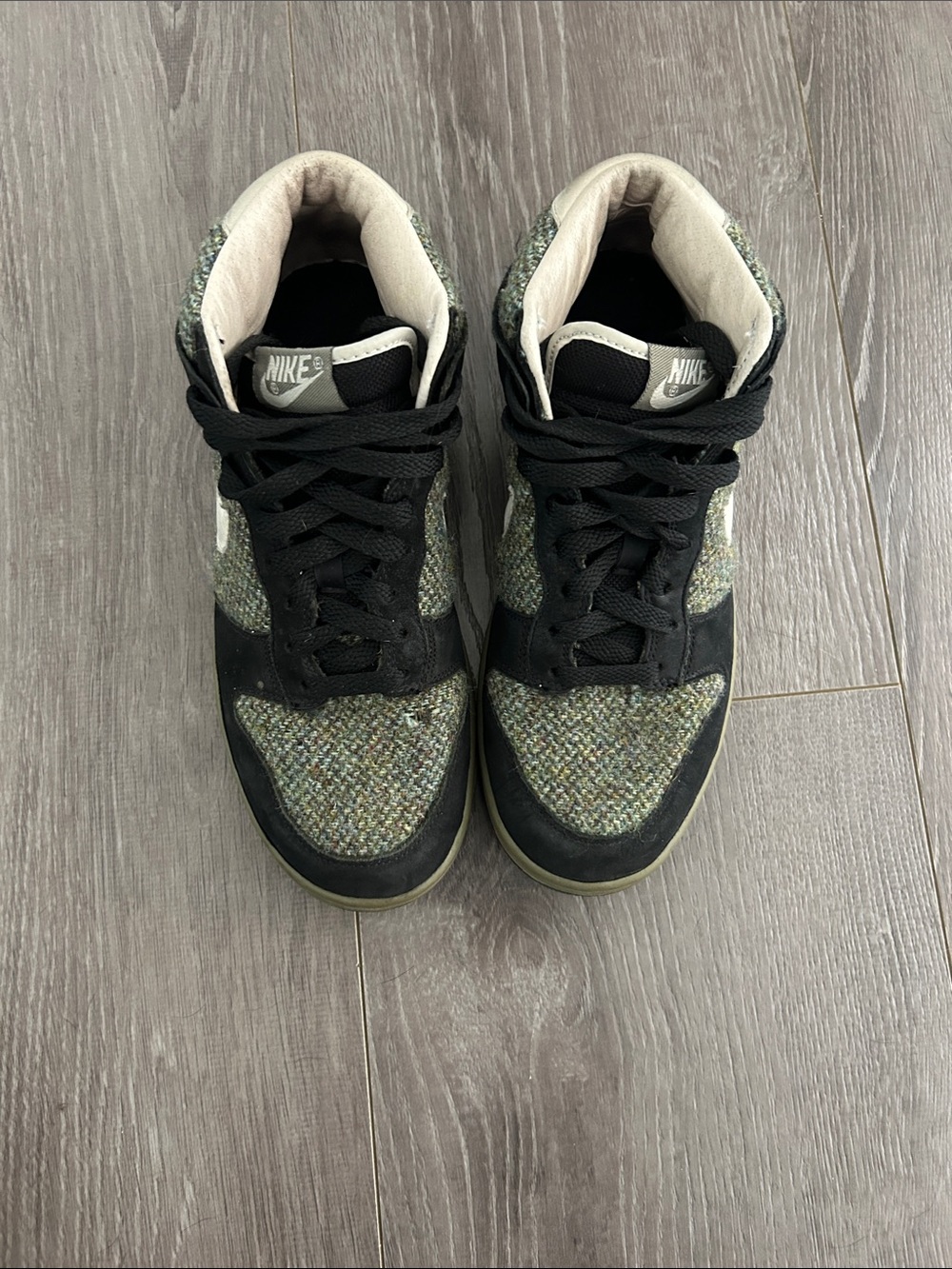 Nike Kids High-Top Sneakers in Black and Multi-Tweed